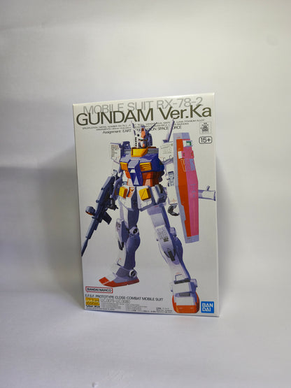 MG 1/100 RX-78-2 Gundam Ver. Ka de pie