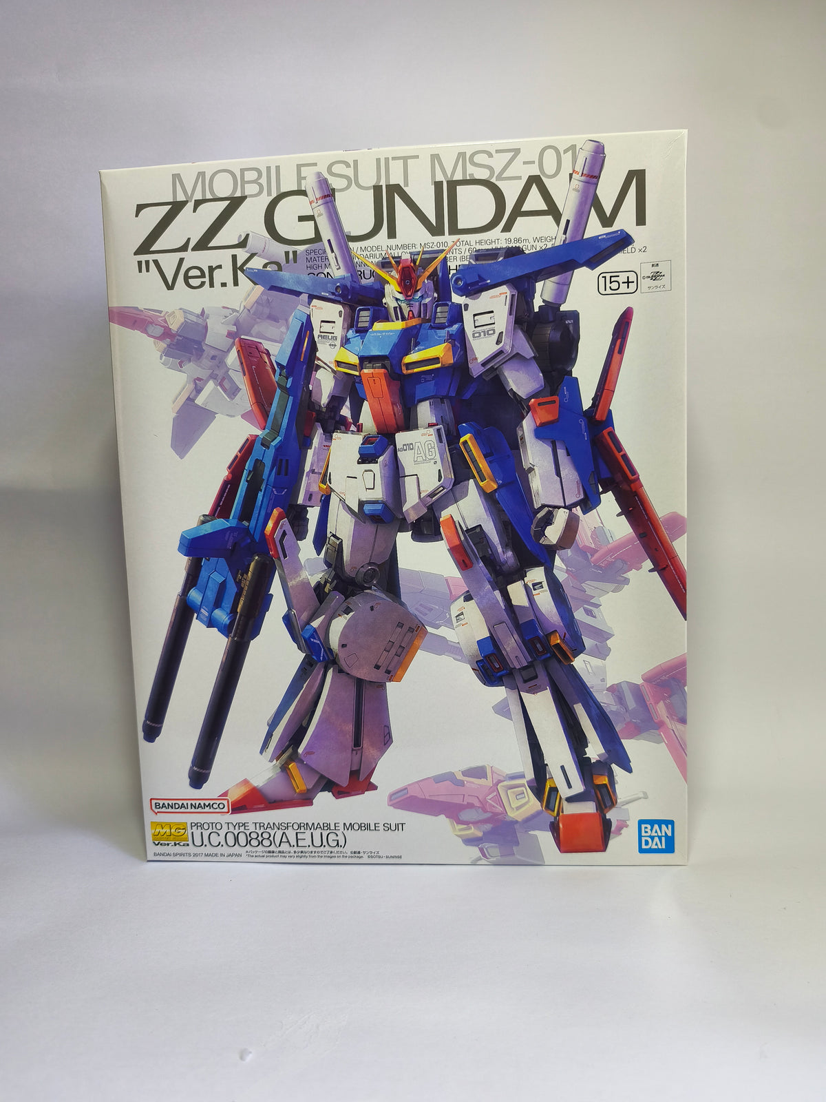 Caja del kit MG 1/100 ZZ Gundam Ver. Ka de Bandai